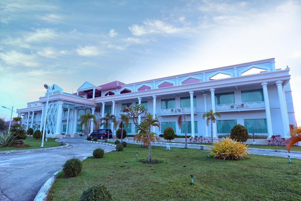 Apex Hotel Naypyidaw Exterior photo